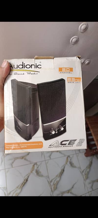 Multimedia speakers & Computer Speakers