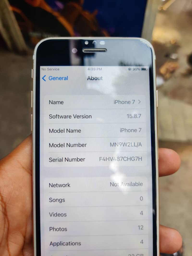 Apple iPhone 7 4