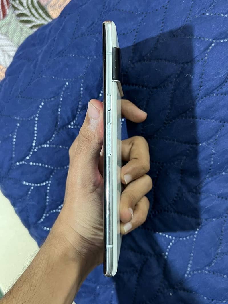 Google Pixel 6 Pro 2