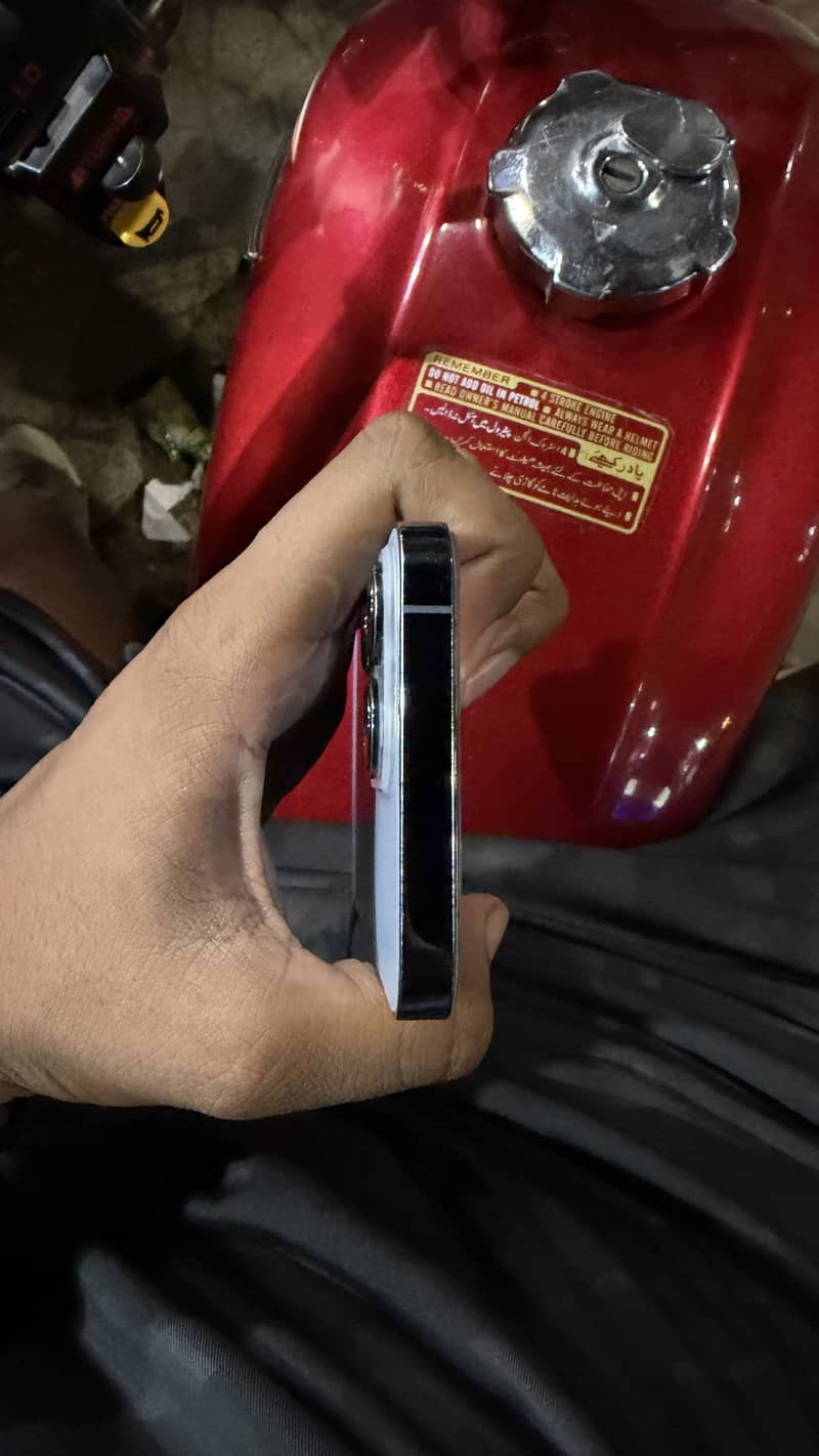 Apple iPhone 13 Pro 7