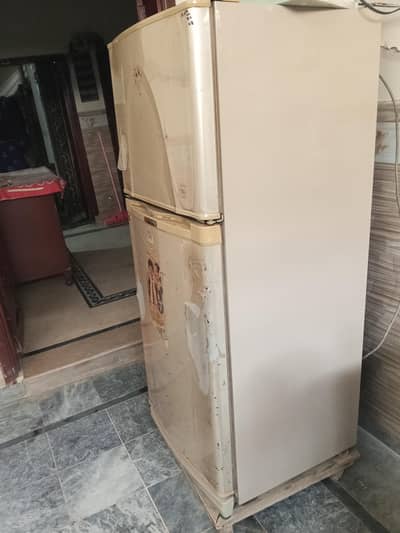 Dawlance Double Door Fridge 9170WBD – A1 Body – Compressor Fault