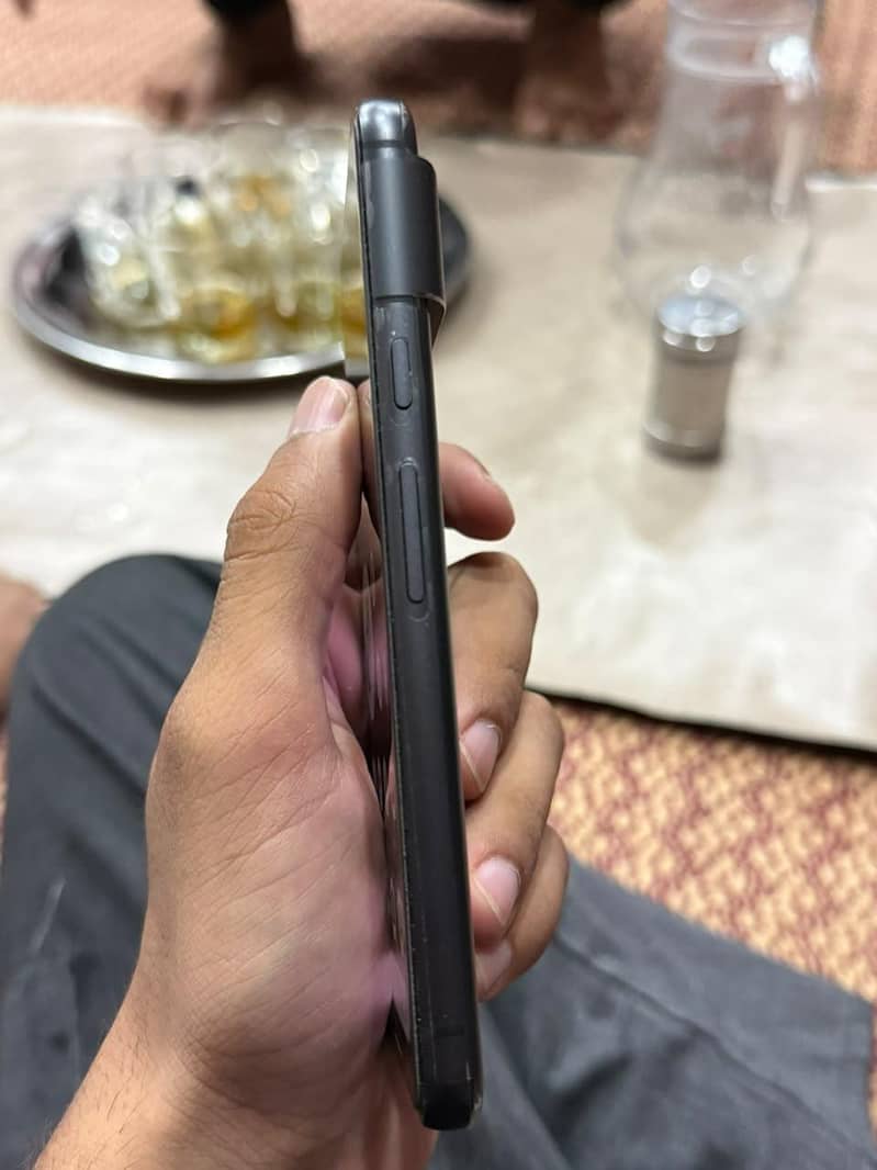 Google Pixel 8 2