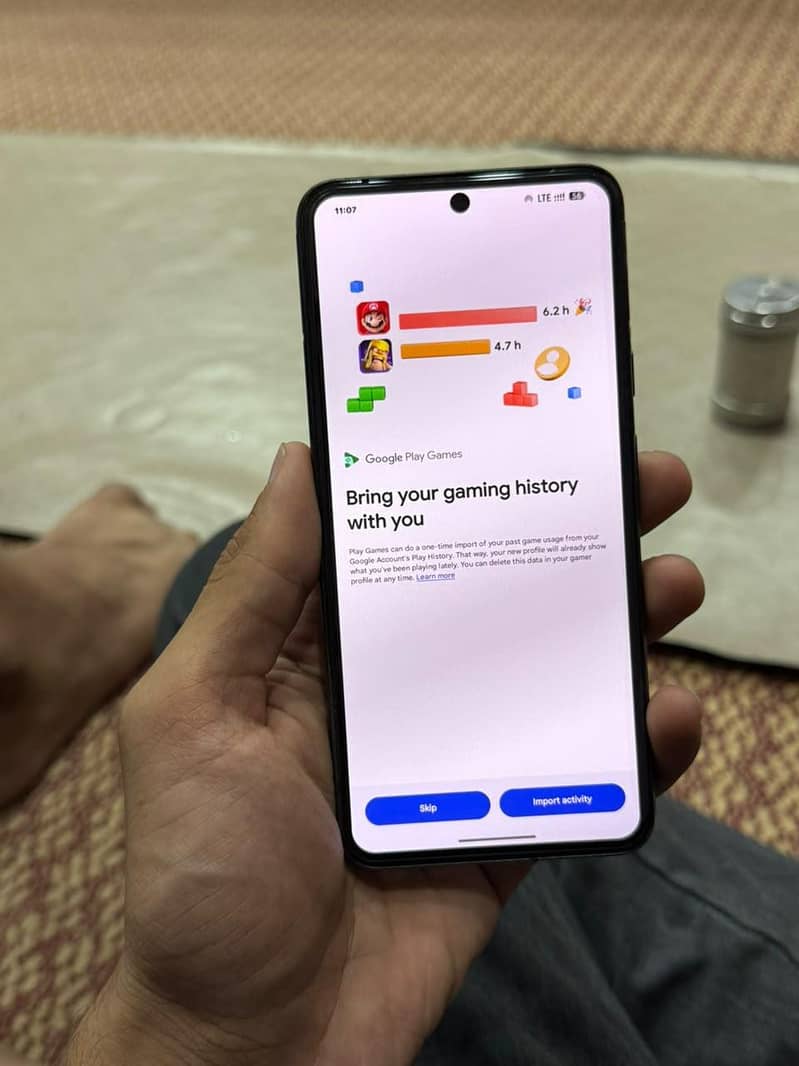 Google Pixel 8 4