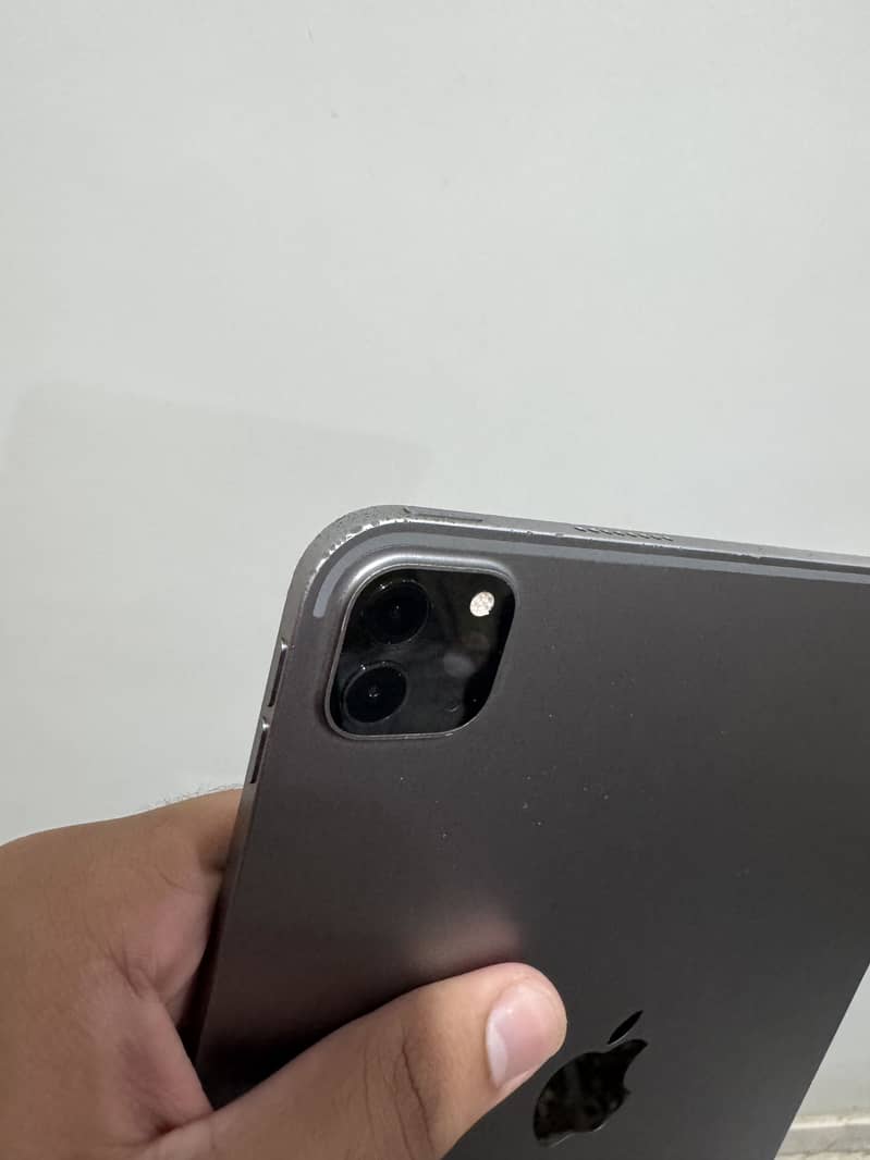 iPad pro M2 4