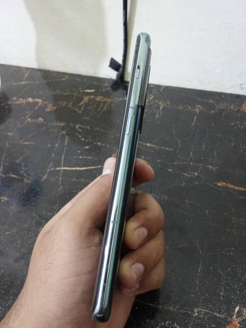 One Plus 10 Pro 3