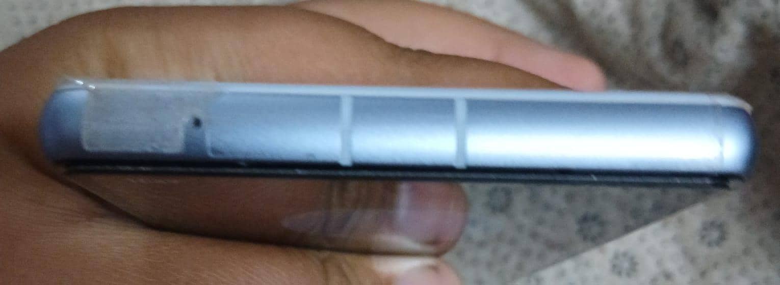 Google Pixel 7a 4