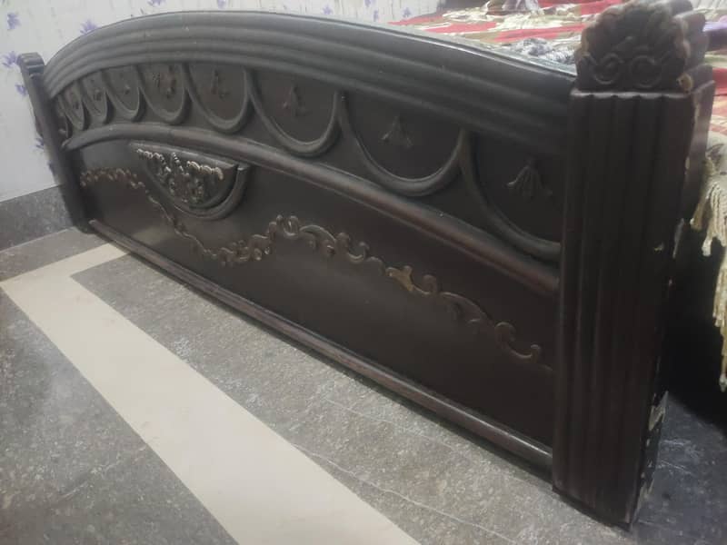 Old bed 1