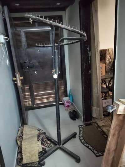 Cloth Steel Stand