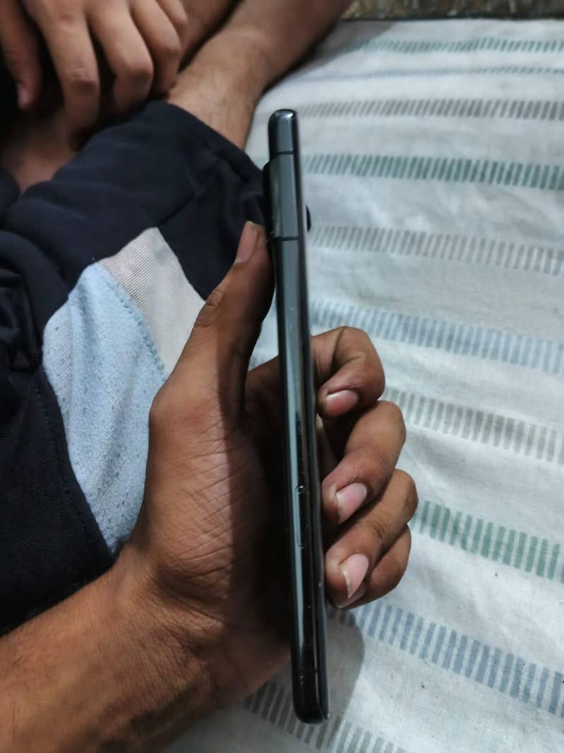 Google Pixel 7 Pro 2