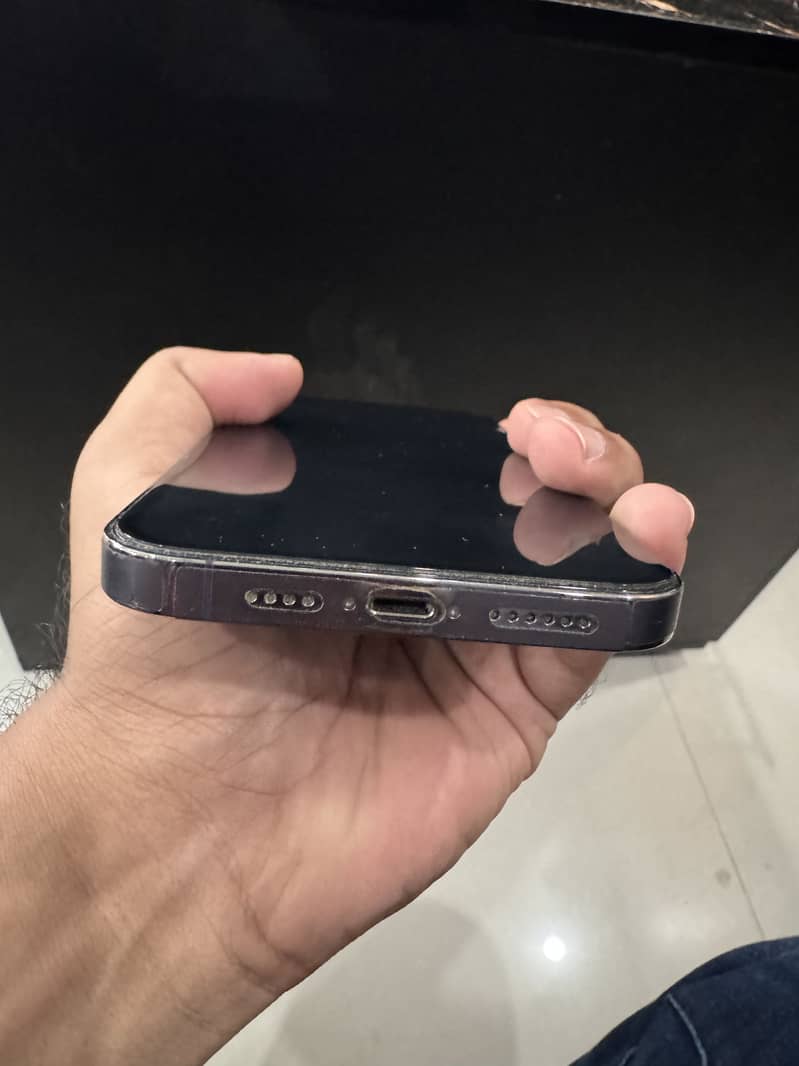 Apple iPhone 14 Pro Max 3