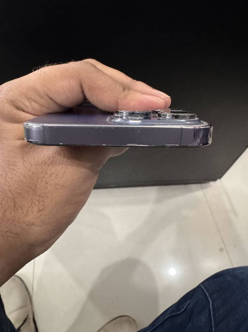 Apple iPhone 14 Pro Max 4