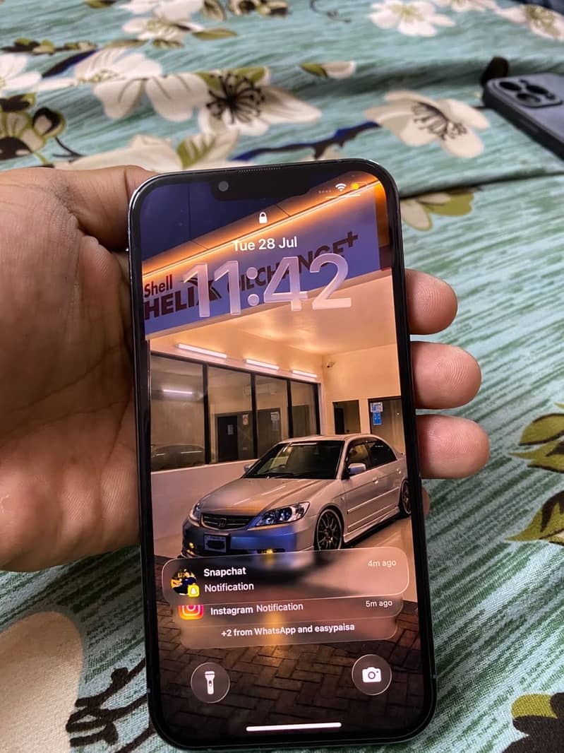 Apple iPhone 13 Pro 2