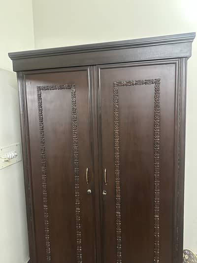 Wardrobe (almari)