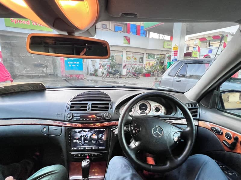 Mercedes E Class 2004 1