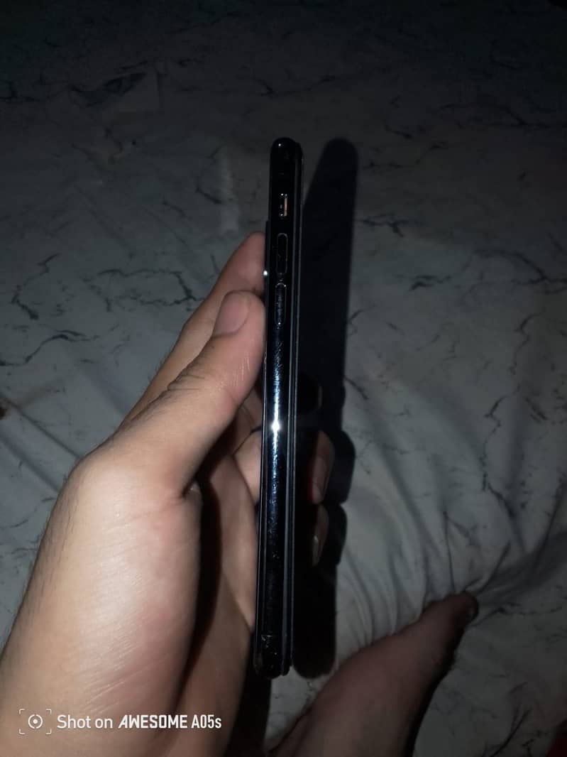 Apple iPhone X 5