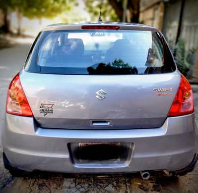 suzuki swift Dlx 1.3