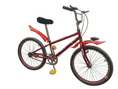 Red Color ki Mazboot aur Stylish Cycle - Urgent Sale.