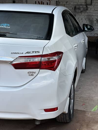 Toyota Altis Grande 2015