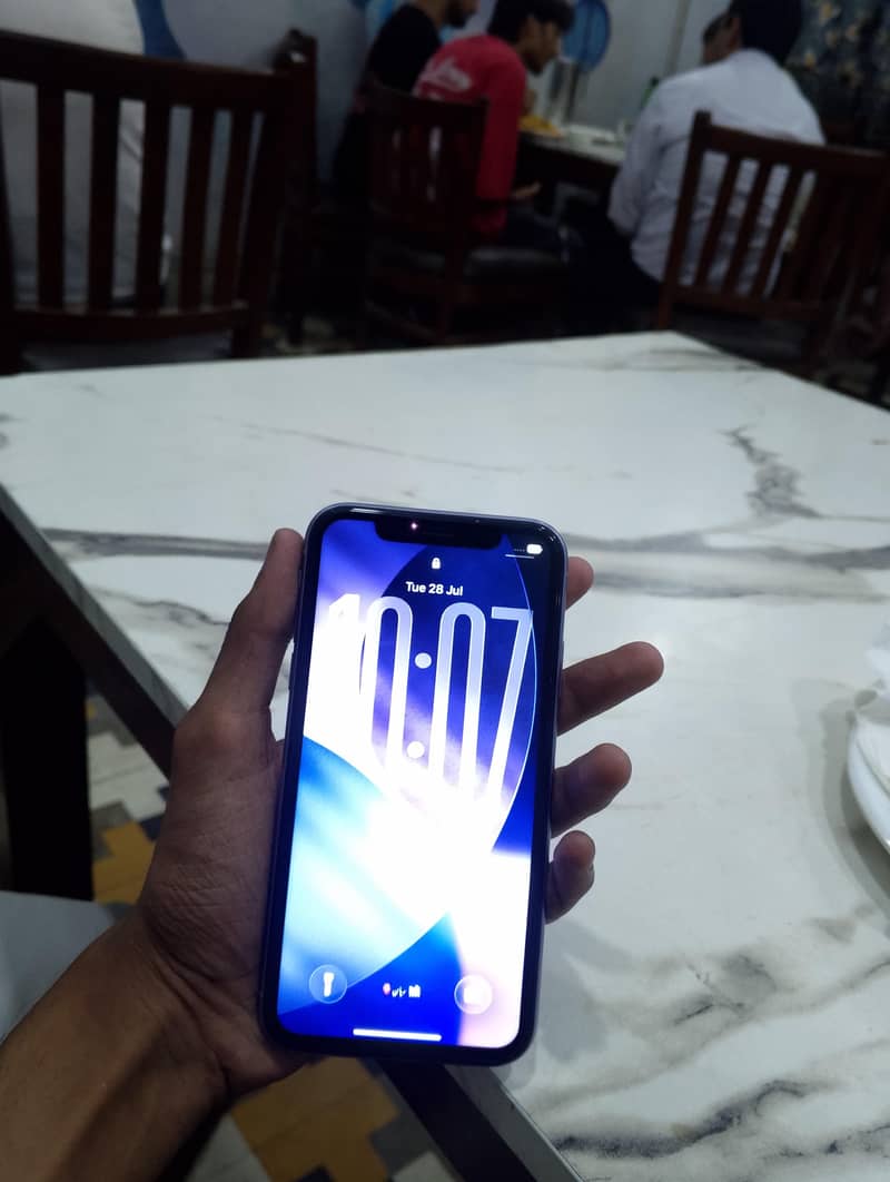 Apple iPhone 11 1