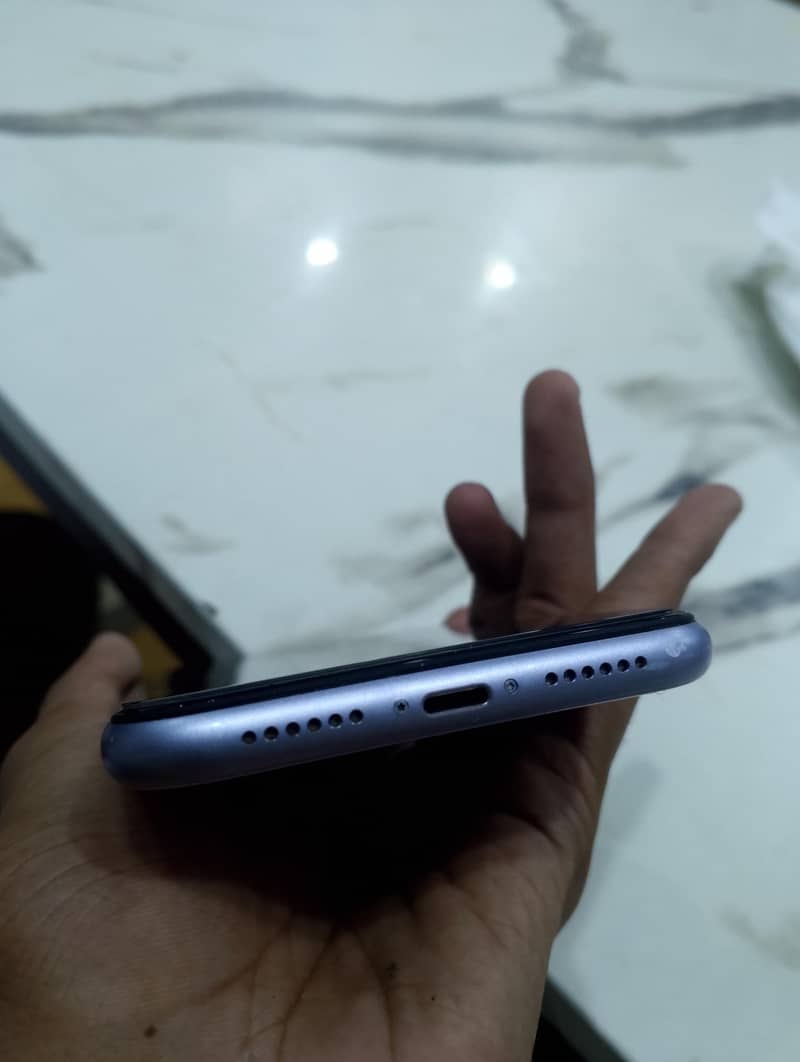 Apple iPhone 11 2
