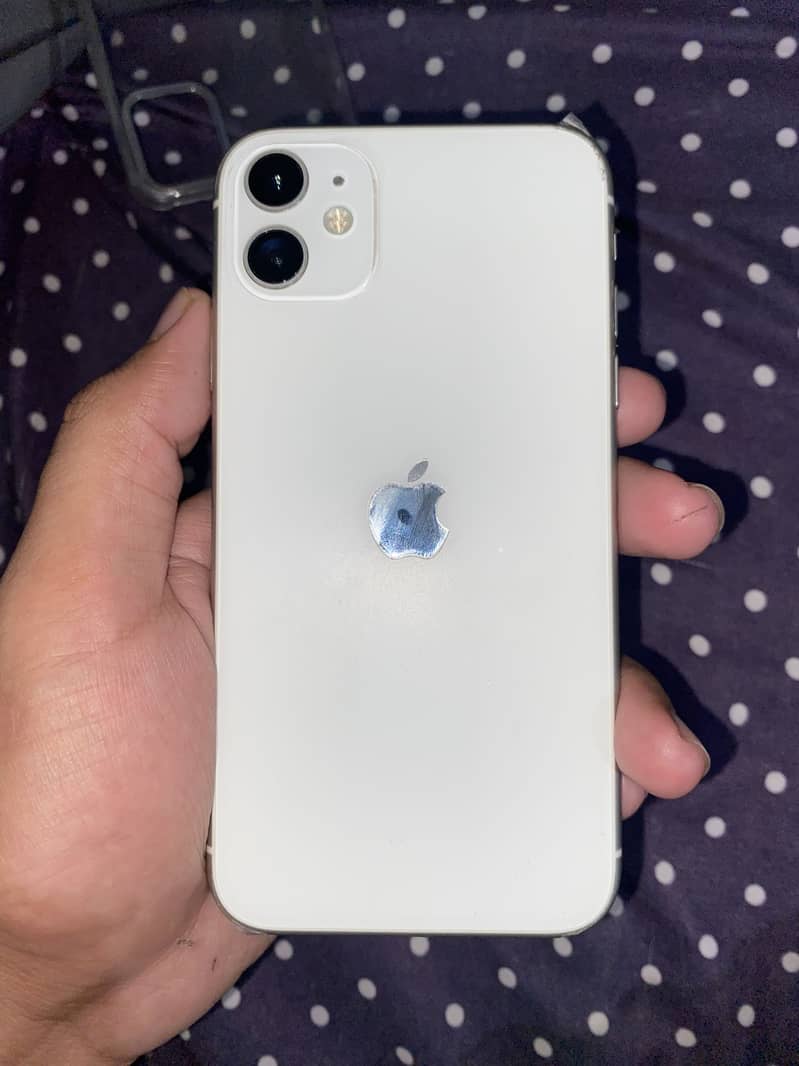 Apple iPhone 11 0