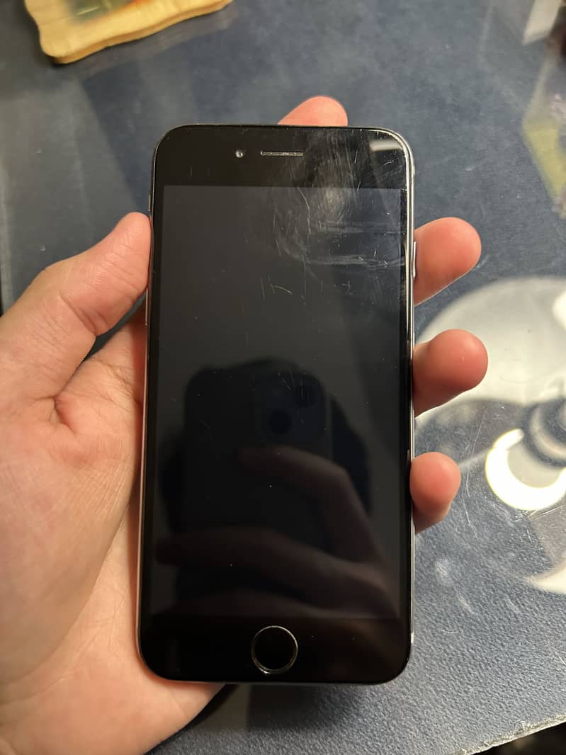 Apple iPhone 6 4