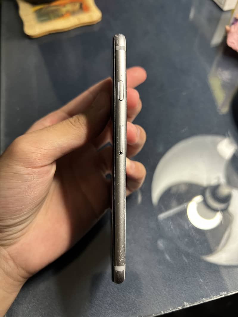 Apple iPhone 6 5