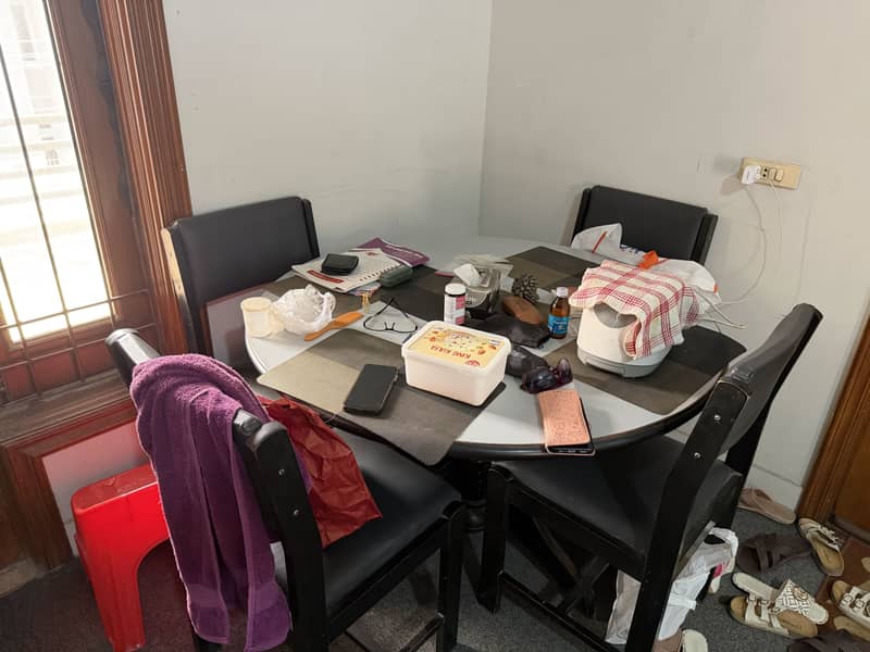 Dining Table Round 0