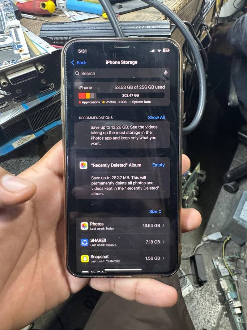 iphone xs max 2