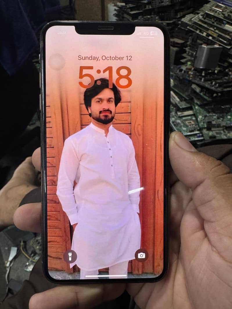 iphone xs max 3