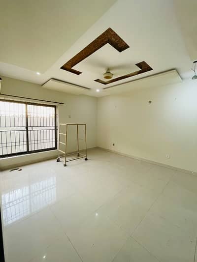 3 Marla Brand New House For Rent
