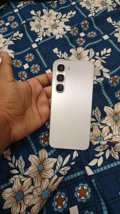 Infinix Hot 60 pro
