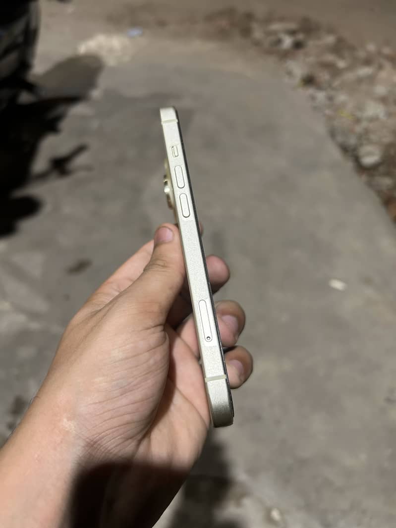 Apple iPhone 15 1