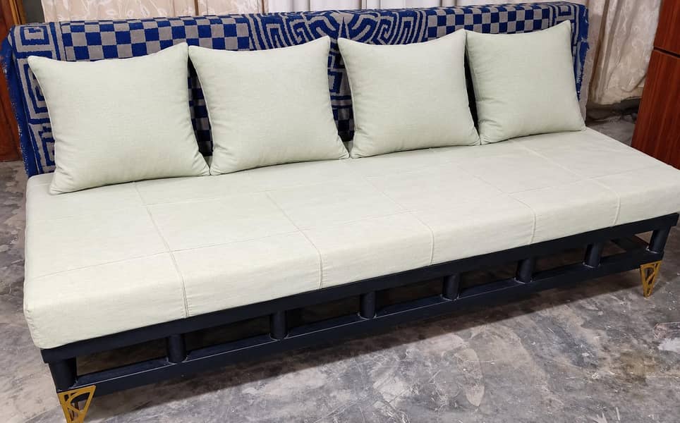 bad plus sofa 0
