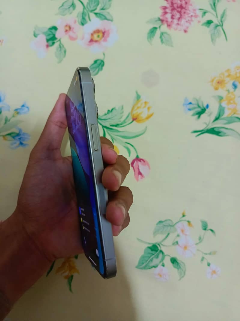 Apple iPhone 13 Pro 6