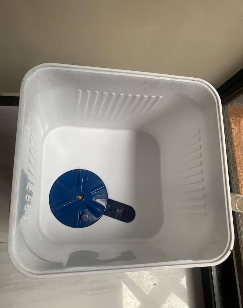 Mini washing machine 1