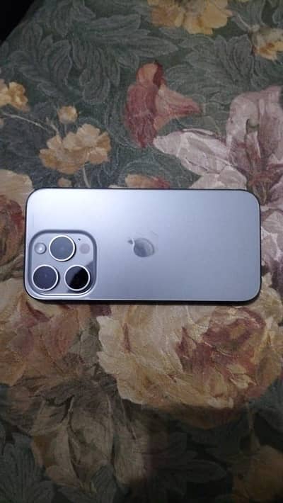 Apple iPhone 15 Pro