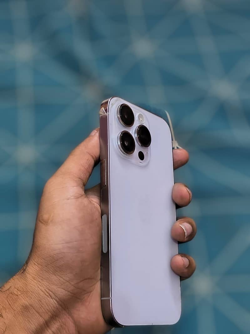 Iphone 14 pro 3