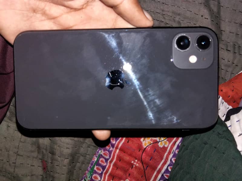 Apple iPhone 11 0