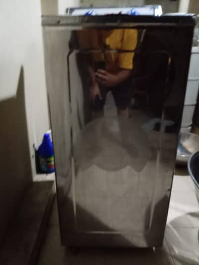 Asia spin dryer new condition