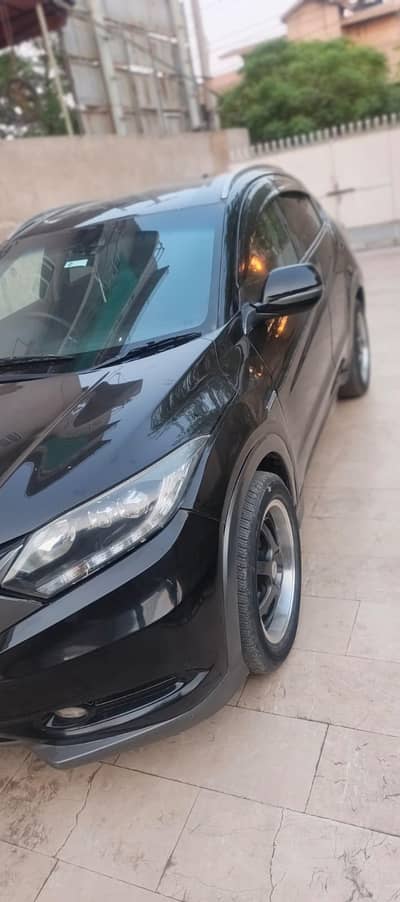 Honda Vezel 2014 by 2016 for urgent sale