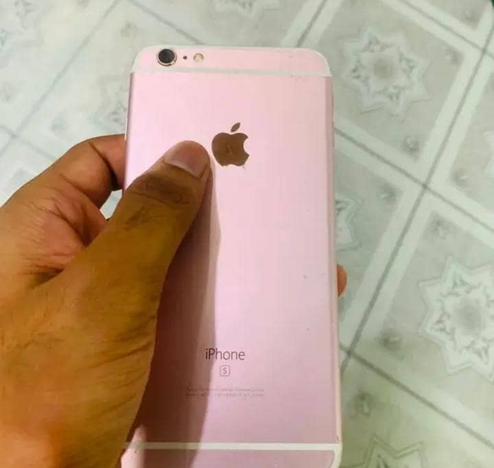 Apple iPhone 6S Plus 1