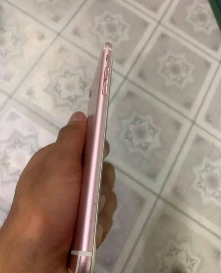 Apple iPhone 6S Plus 2