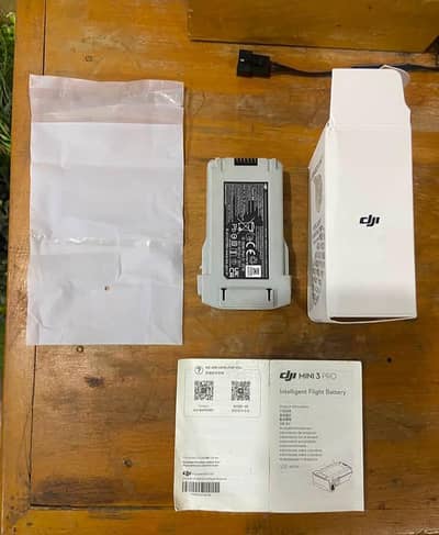 DJI mini 3,3pro,4pro Box pack Battery New