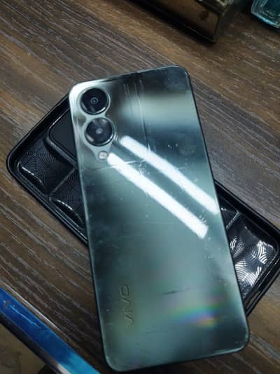 Vivo Y17s