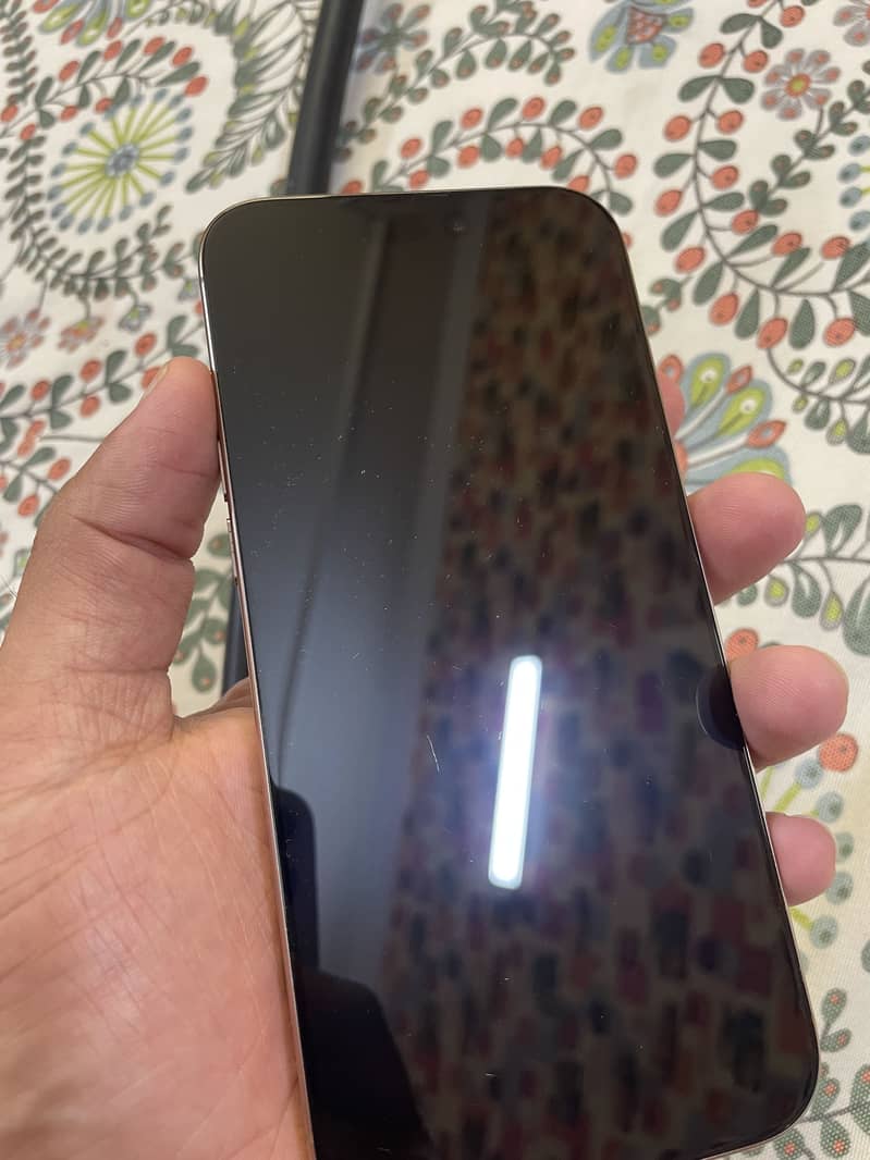 Apple iPhone 16 Pro Max 6