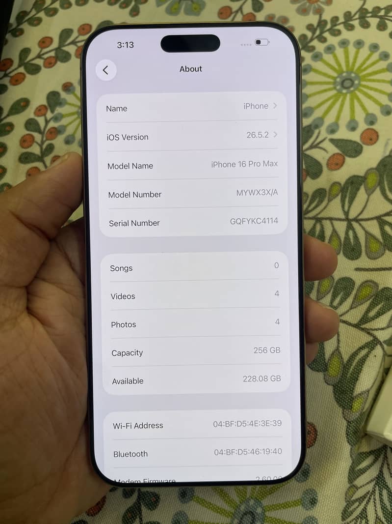 Apple iPhone 16 Pro Max 8