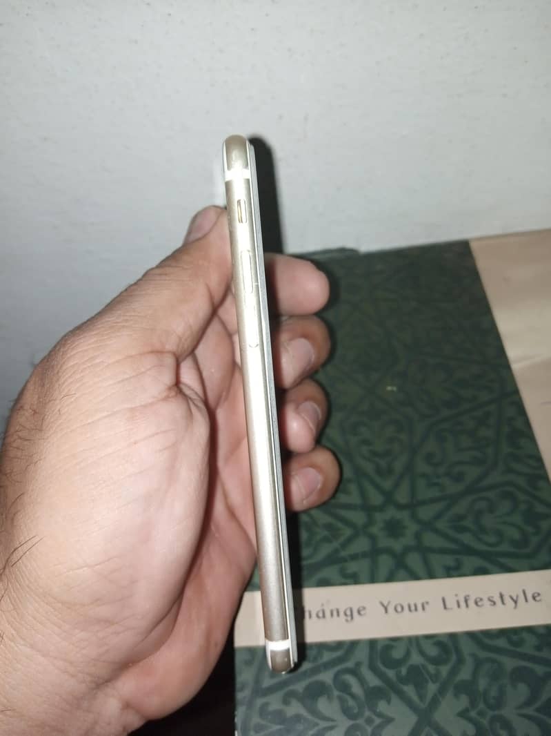 Apple iPhone 6 3