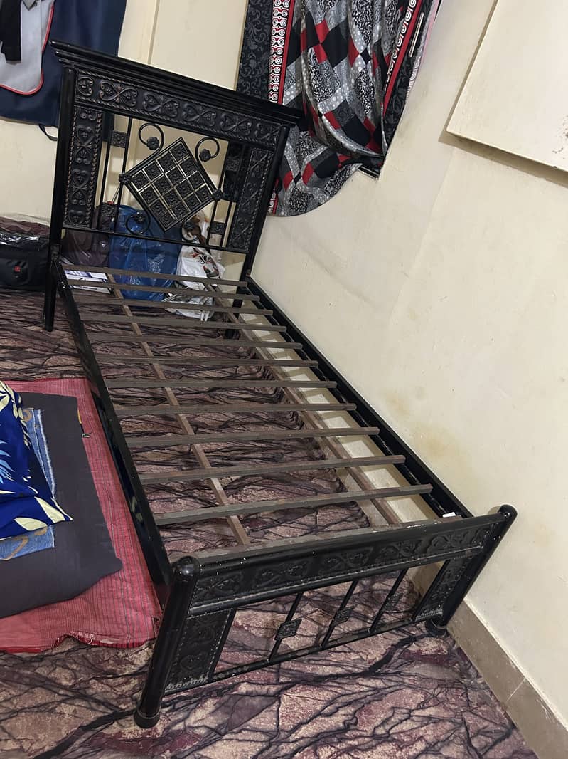 Iron bed 1
