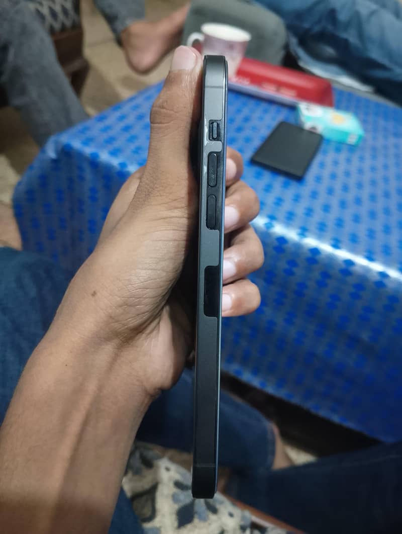 Apple iPhone 14 Pro Max 2